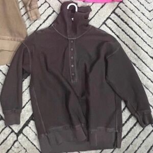 Aerie textured Henley oversized hoodie Dark Brown size S